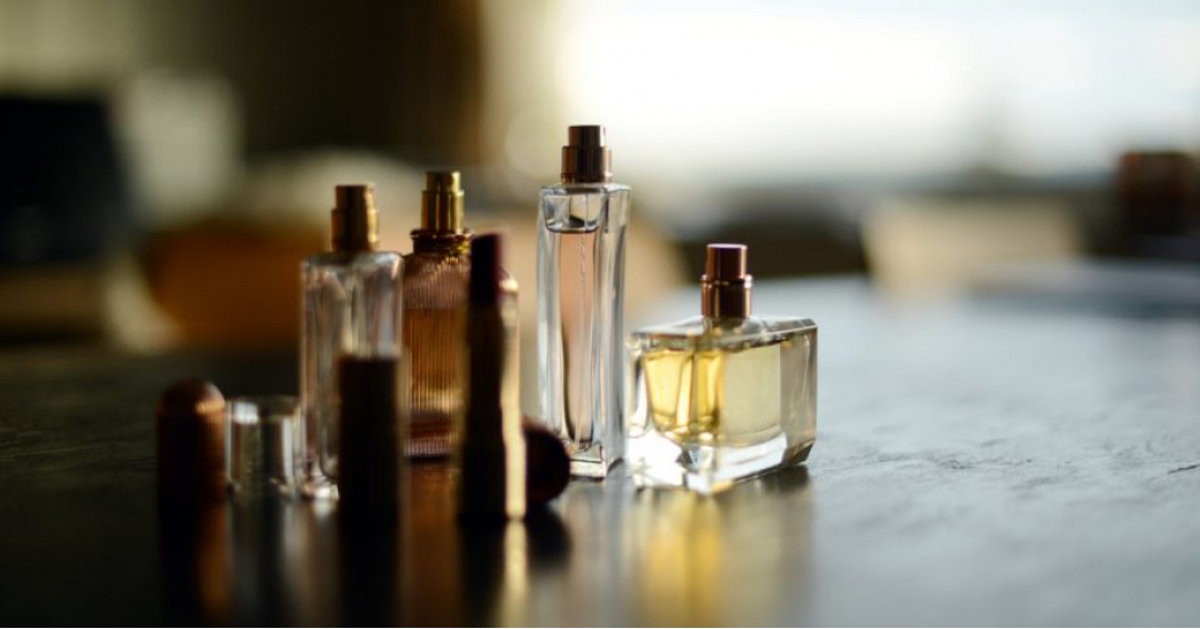 عطری به عنوان عطر امضا عطری به عنوان عطر امضا