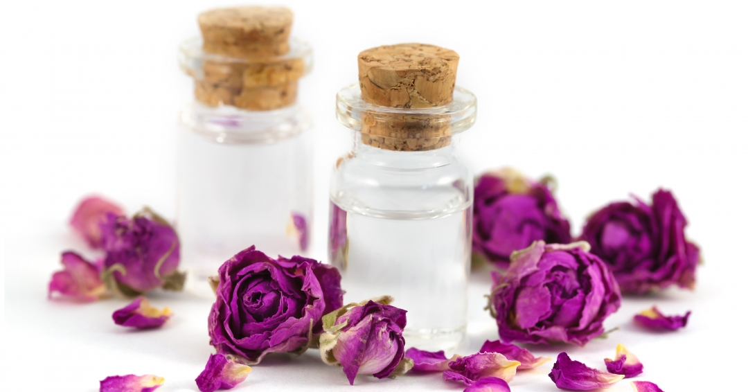 عطر و حس بویایی و تاثیر شگفت انگیر آن بر خاطرات عطر و حس بویایی و تاثیر شگفت انگیر آن بر خاطرات