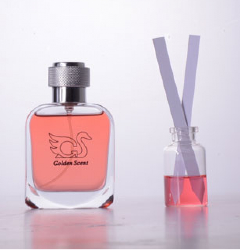 عطر لالیک انکر نویر الکستریم (پرفیوم)