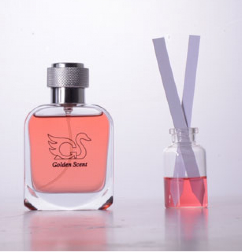 عطر فم هوگو باس (پرفیوم)