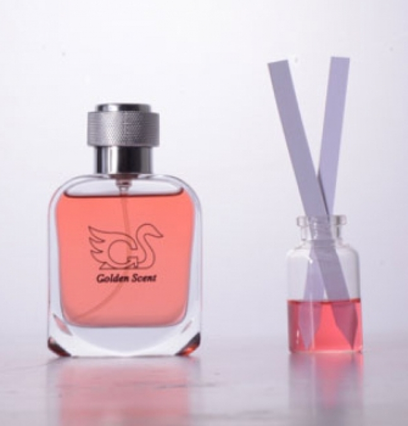 عطر آرامیس (پرفیوم)