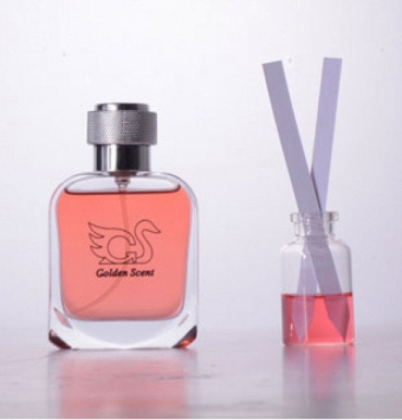 عطر گوچی پور هوم (پرفیوم)